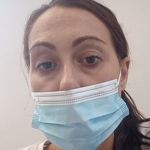 Meet your Posher, Alexis